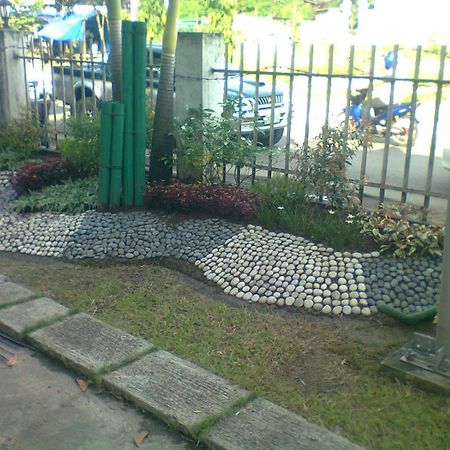 โรงแรมลิลี่ Cebu ภายนอก รูปภาพ