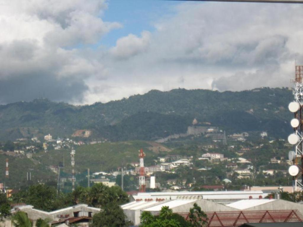 โรงแรมลิลี่ Cebu ภายนอก รูปภาพ